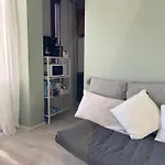 Apartamento Kauniit Yksioet, 600m Keskustaan, Free Park Oulu