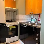 Apartamento Kauniit Yksioet, 600m Keskustaan, Free Park *