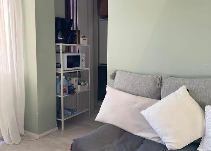 Apartamento Kauniit Yksioet, 600m Keskustaan, Free Park Oulu